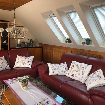 Wohlfuehlen In Gepflegter 70 Qm Oberwohnung Marienhafe Extérieur photo
